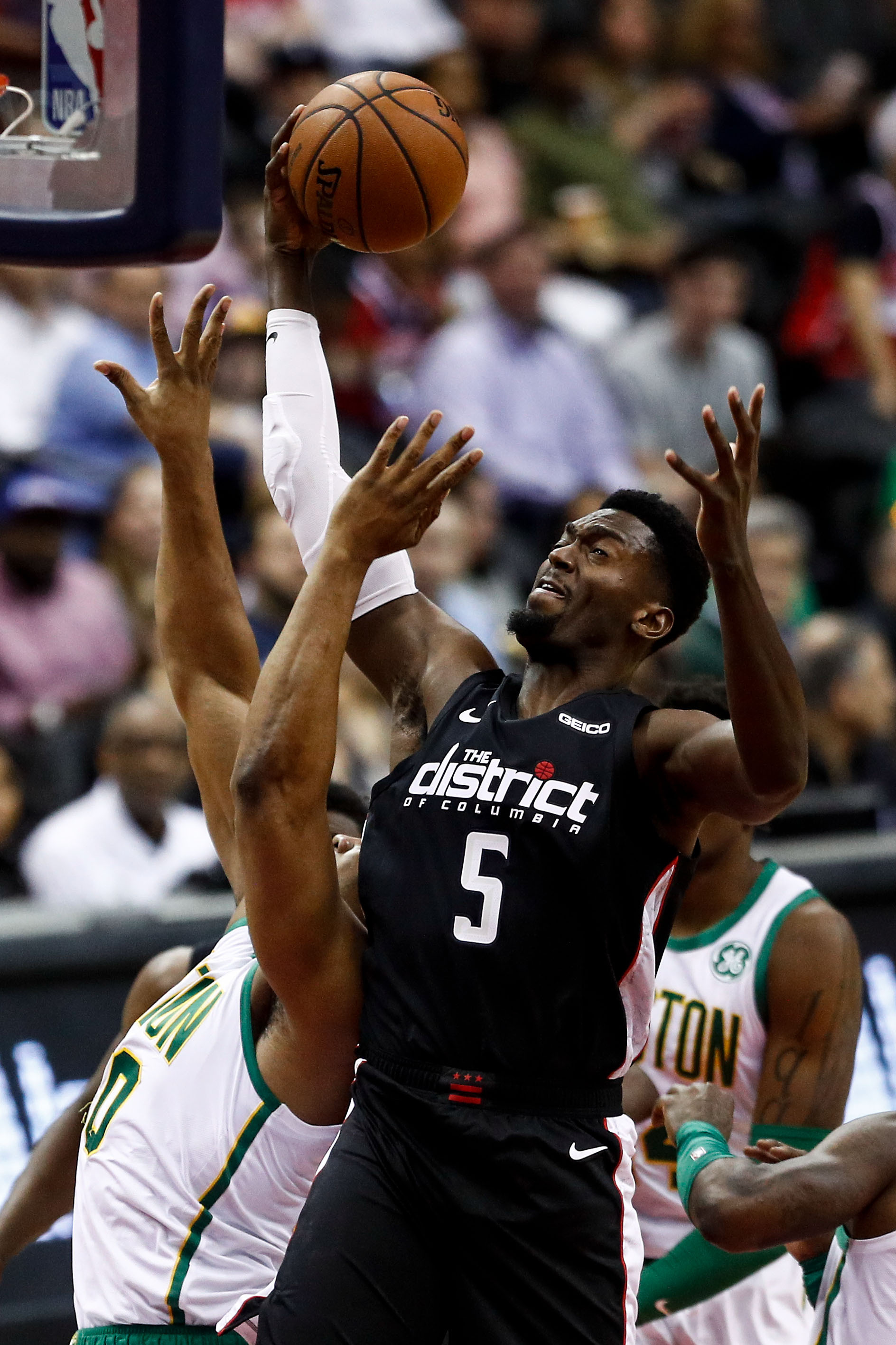 九游体育下载- 从葡萄牙体育临场应变备战足总杯到加时末段华盛顿奇才调整名单以备全明星赛，科维托娃在篮网比赛中出色防守